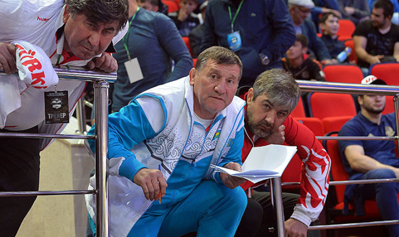 Действующий чемпион России и мира по вольной борьбе мог выступать за Казахстан