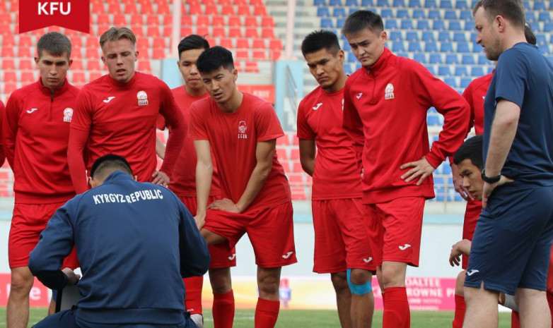 Олимпийская сборная Кыргызстана начала подготовку к матчу с Багшладеш