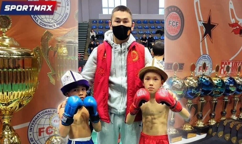 Кыргызстанцы завоевали два золота на турнире по полноконтактному рукопашному бою в России
