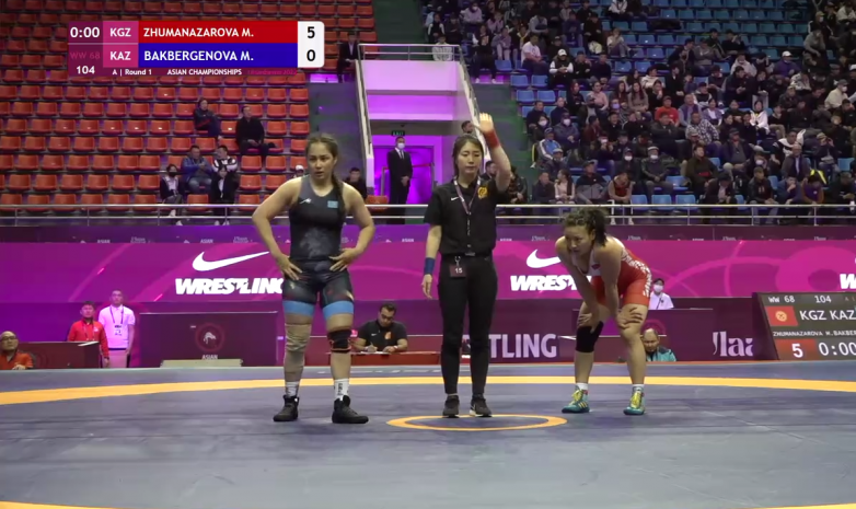 Чемпионат Азии: Мээрим Жуманазарова стартовала с победы