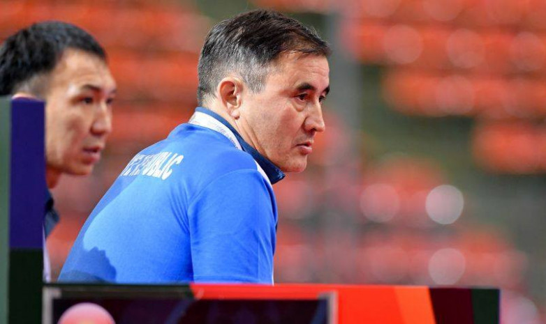 Главный тренер сборной Кыргызстана Амиржан Муканов подал в отставку