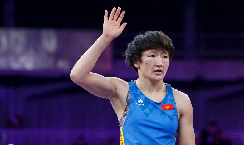 Айсулуу Тыныбекова - серебряный призер чемпионата Азии 