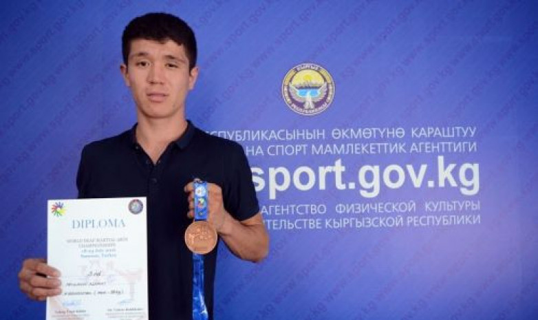 Азамат Мавлонов завоевал серебро на Сурдлимпийских играх в Бразилии