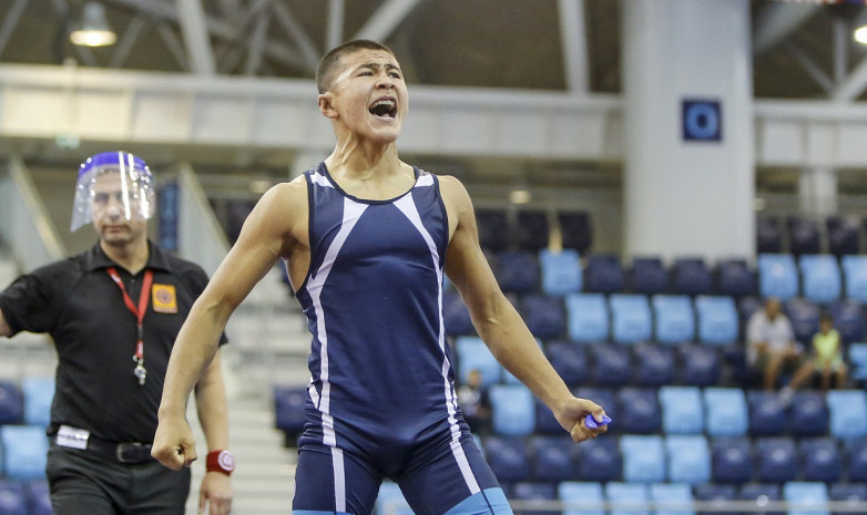 Турнир в Казахстане: Кыргызтанцы завоевали 5 медалей в первый день