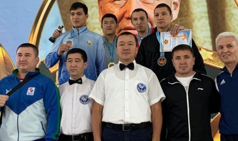 Санжар Акматов выиграл золото турнира в Казахстане