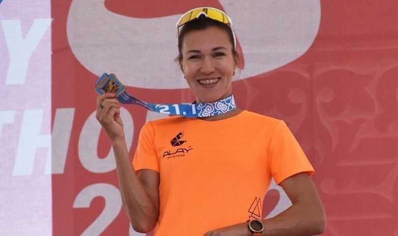 Сардана Трофимова установила рекорд полумарафона в Алматы