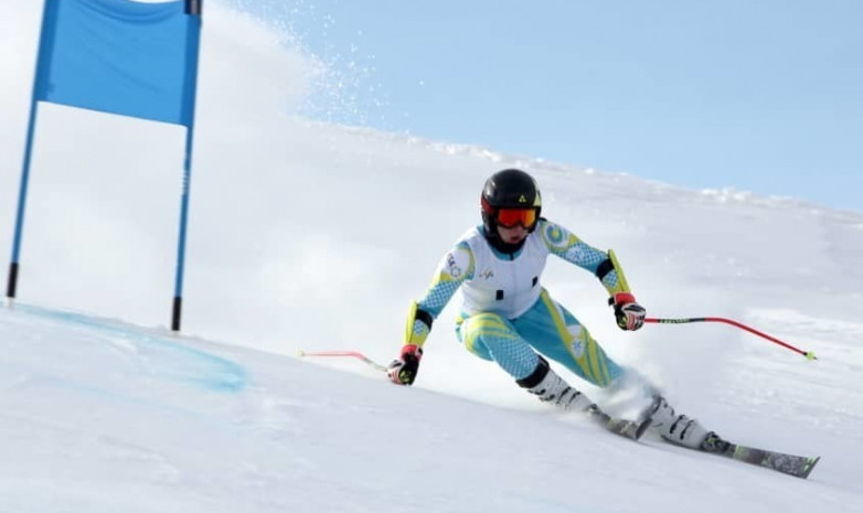 Кыргызстанки завоевали две медали на турнире по горнолыжному спорту в Орловке