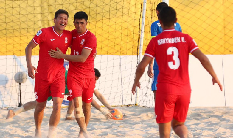 ЧА по пляжному футболу: Сборная Кыргызстана заняла последнее место в группе. Таблица