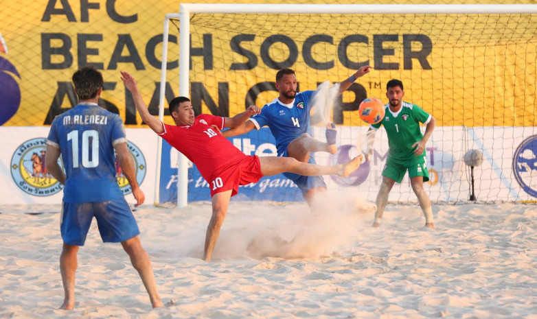 ЧА по пляжному футболу: Кыргызстан в серии пенальти проиграл Кувейту