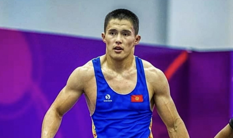Акылбек Талантбеков завоевал золото чемпионата Азии