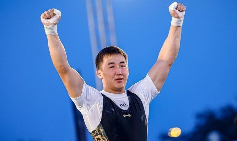 Эмиль Молдодосов завоевал малое серебро чемпионата Азии в Корее