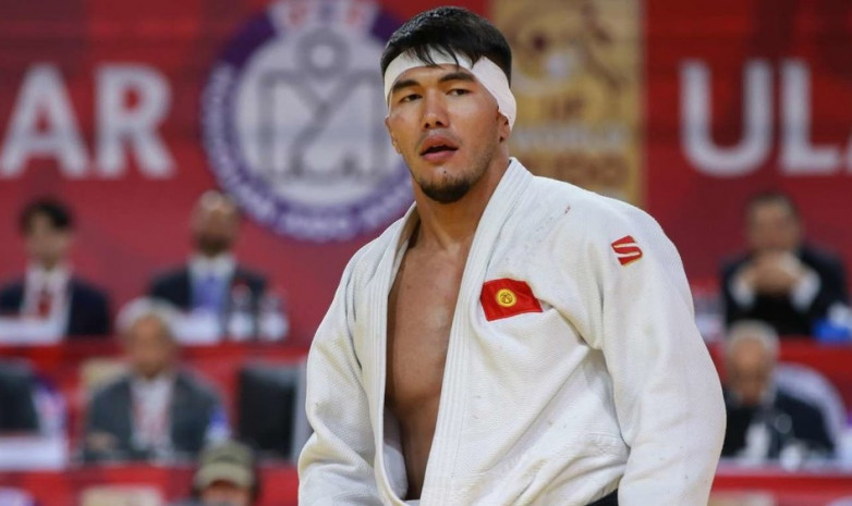 Эрлан Шеров завоевал серебро на турнире Большого шлема в Монголии