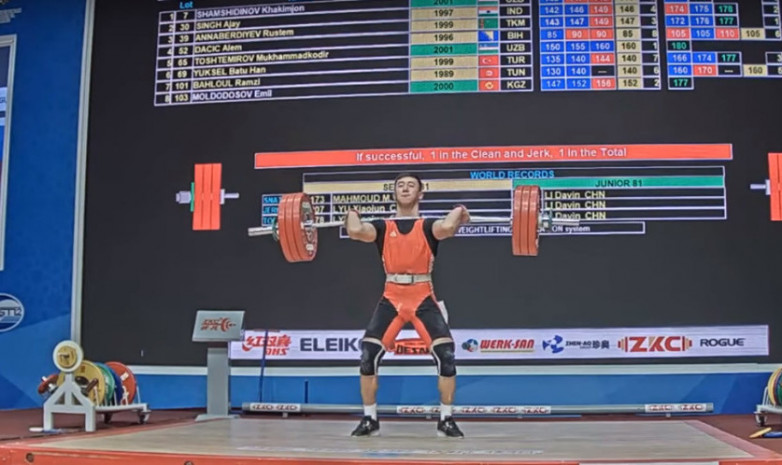Анвар Ысманов занял 7 место на чемпионате Азии по тяжелой атлетике