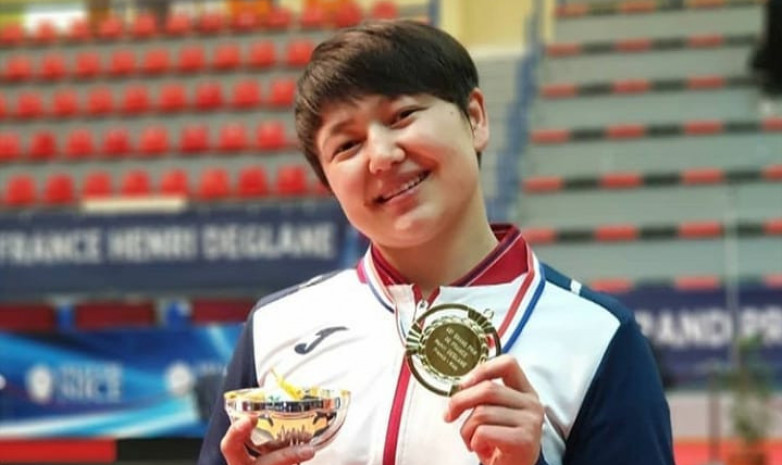 Девушка дня: Трехкратная чемпионка Азии Мээрим Жуманазарова